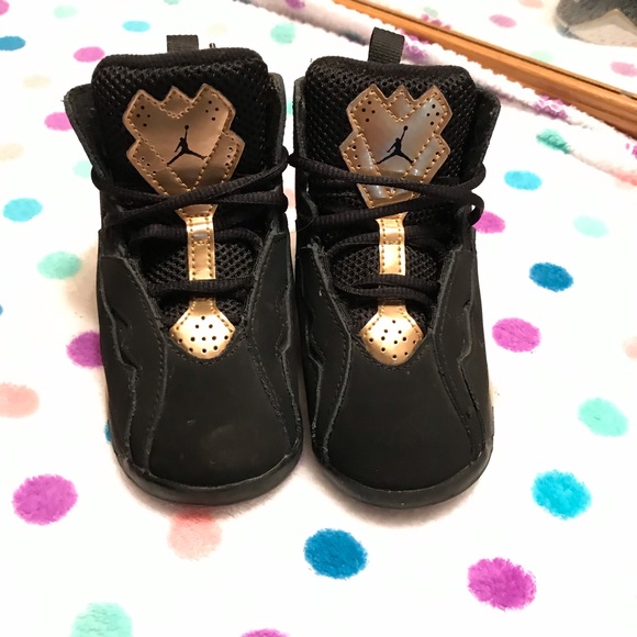 Toddler True Flight Jordan’s - Picture 2 of 3